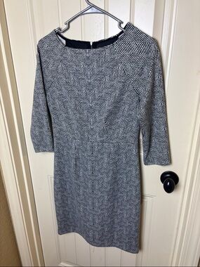 The Limited Black & White Chevron Herringbone Long Sleeve Dress